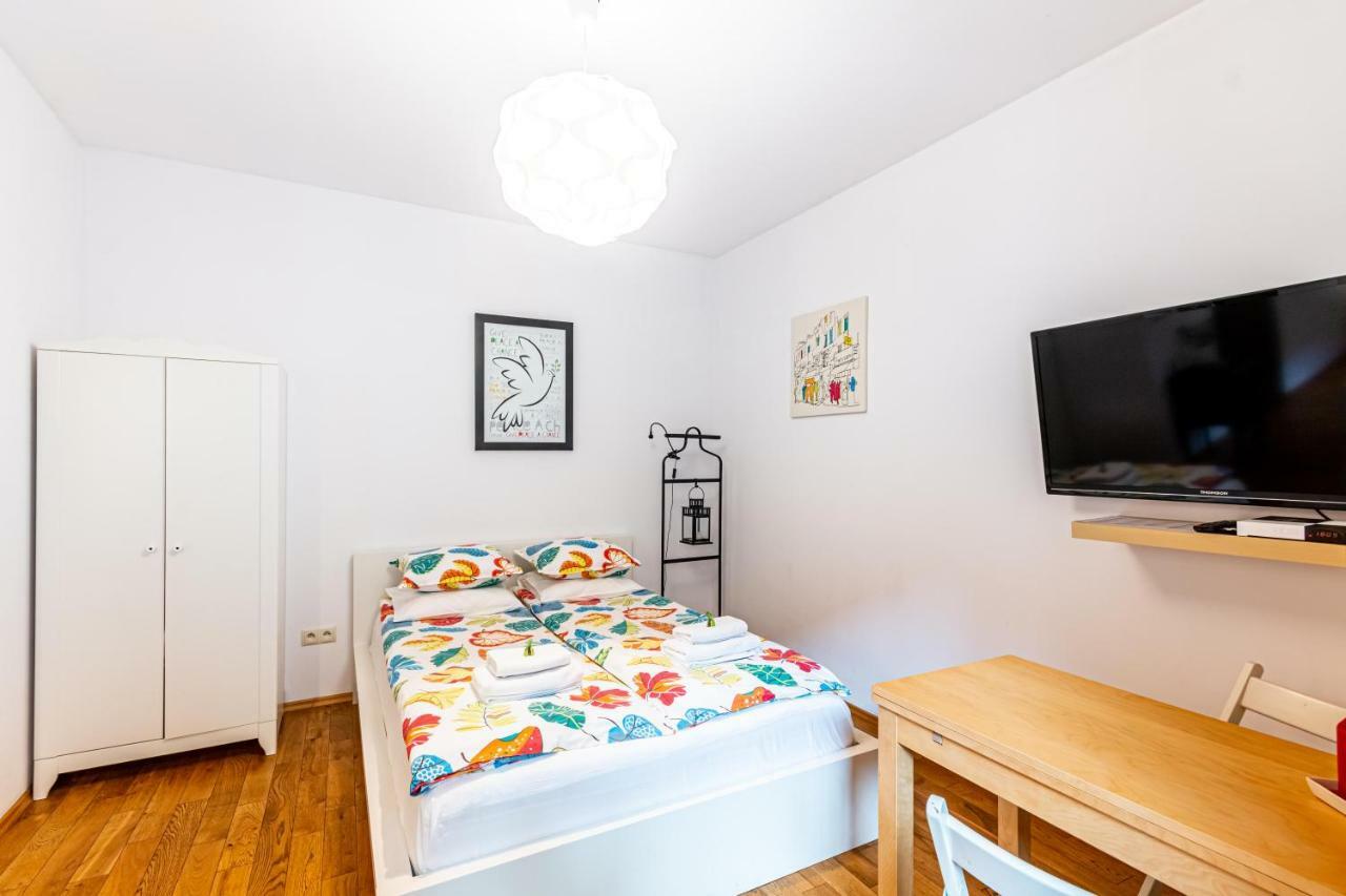Happyguests Apartments Krakow Ngoại thất bức ảnh