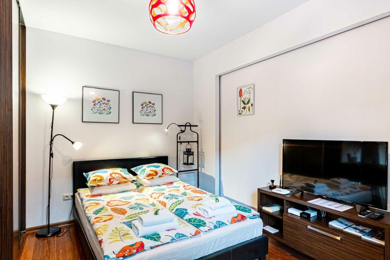 Happyguests Apartments Krakow Ngoại thất bức ảnh